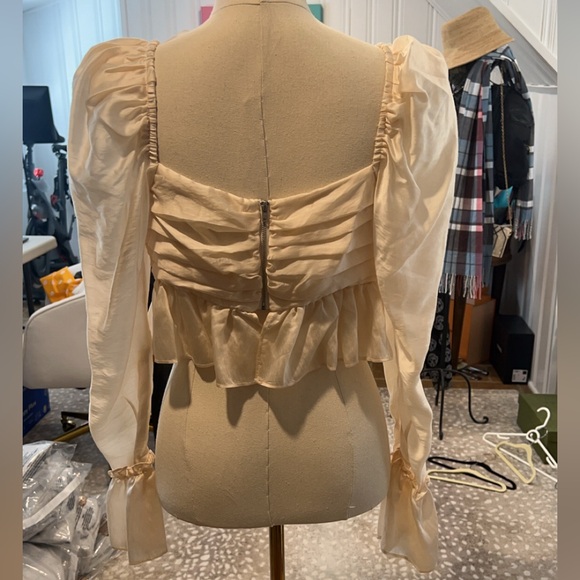 H&M Cropped Blouse - Picture 2 of 3